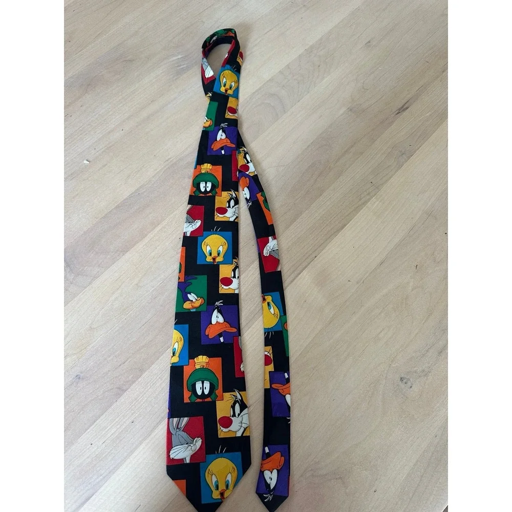 Men's Looney Tunes tie‎